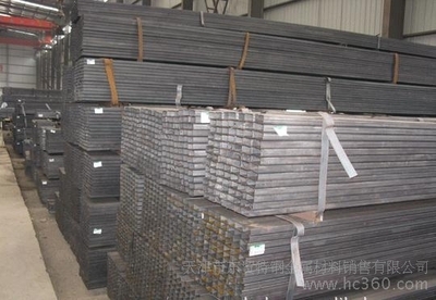 專業供應機械加工與家具制造用Q235矩形管金屬材料